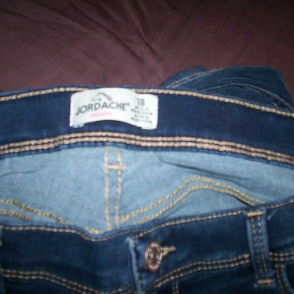 Jordache Denim Mid Rise Skinny Stretch Jeans. Dark Wash, Size 18. Waist Adjuster - Picture 6 of 11